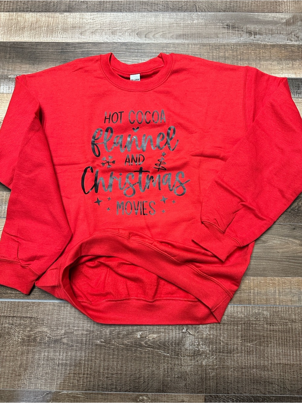 Gildan Red Holiday Graphic Crewneck Sweatshirt
